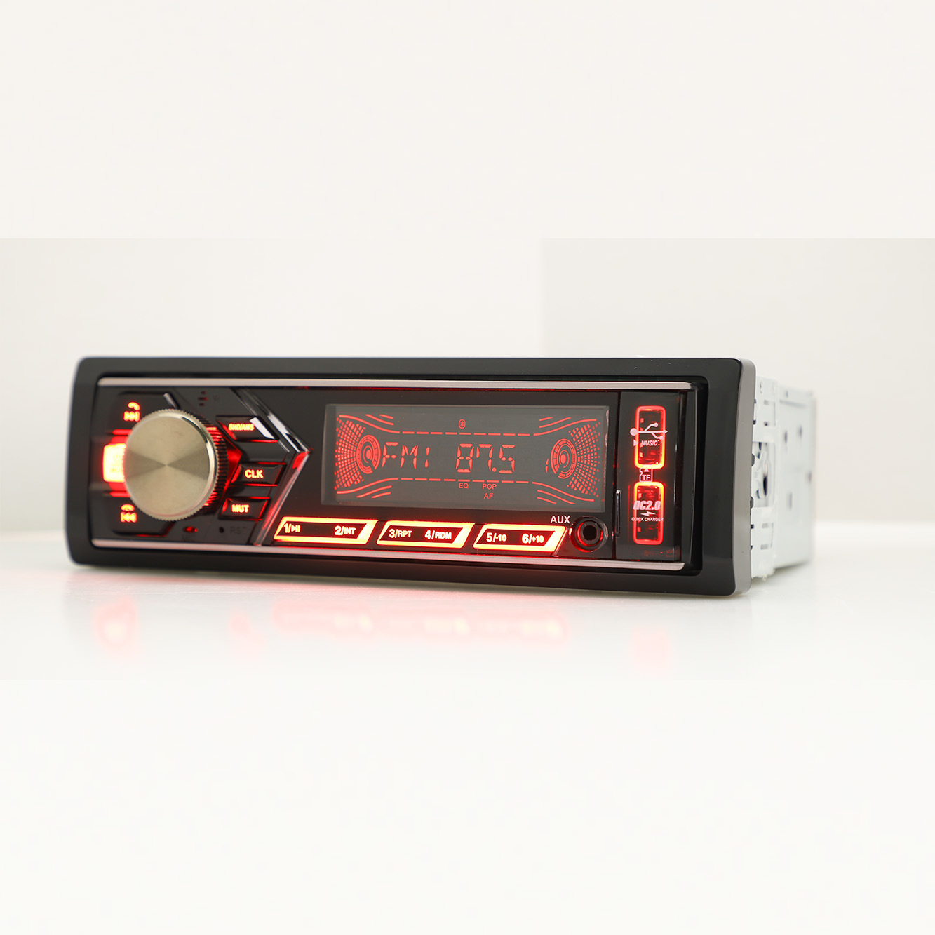 Автомобильный радиоприемник MP3 в автомобиле Автомобильный стерео MP3-плеер Авто Автомобильное зарядное устройство Автомобильный MP3-плеер Single DIN